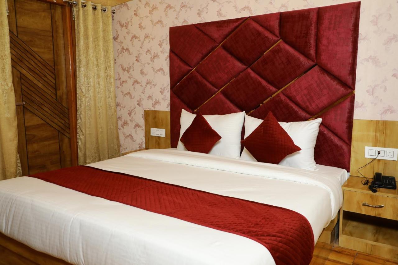 Dee Ess Residency Bed & Breakfast Shimla Eksteriør bilde